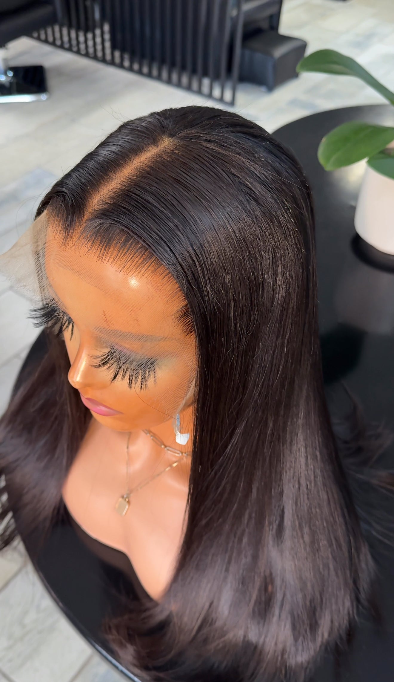 18" SDD wig